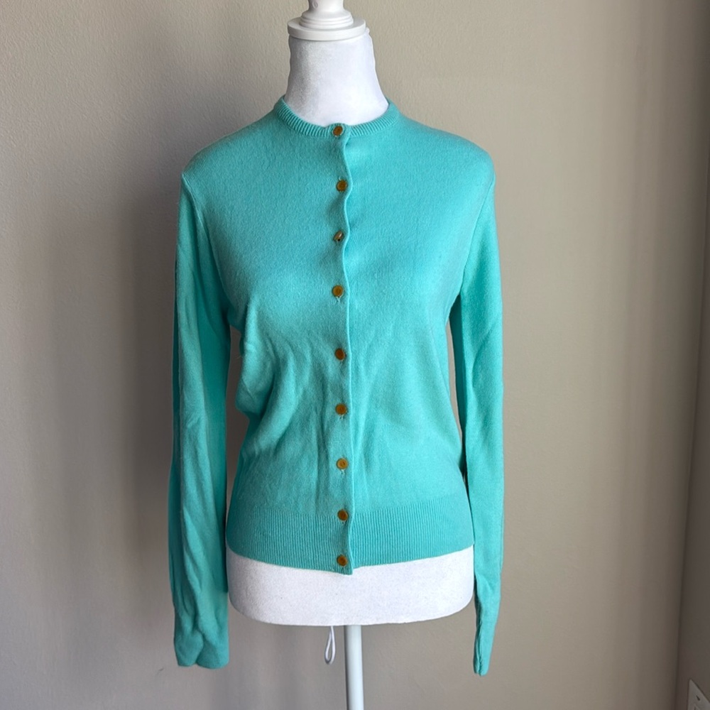 Vintage ‘60’s Mary Barr women’s turquoise cardigan sweater